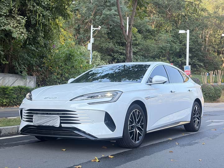 Фото 1 - BYD Seal
