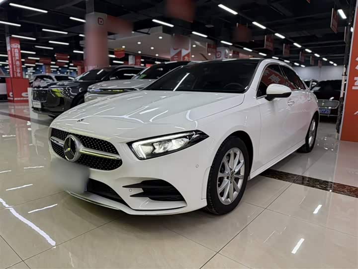 Фото 3 - Mercedes-Benz A-Class