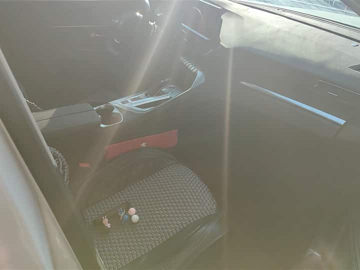 Фото 8 - Peugeot 4008