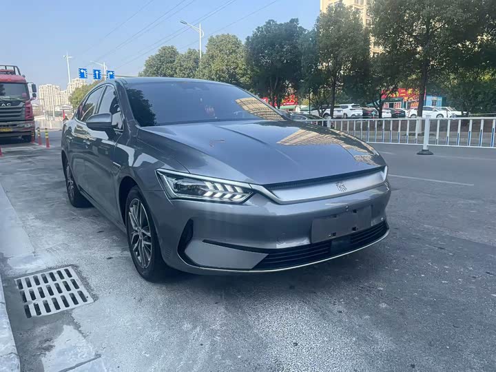 Фото 1 - BYD Qin Plus