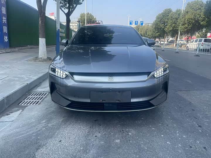 Фото 2 - BYD Qin Plus