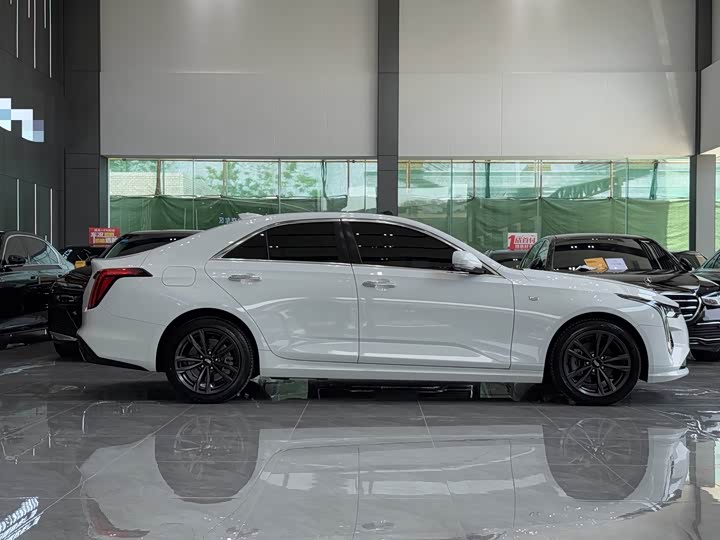 Фото 3 - Cadillac CT4