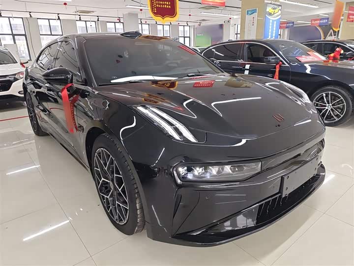 Фото 4 - Zeekr 001