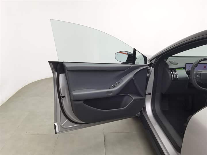 Фото 8 - XPeng F57