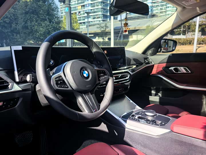 Фото 9 - BMW 3 Series