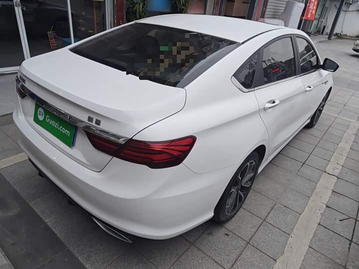 Фото 7 - Geely Binrui