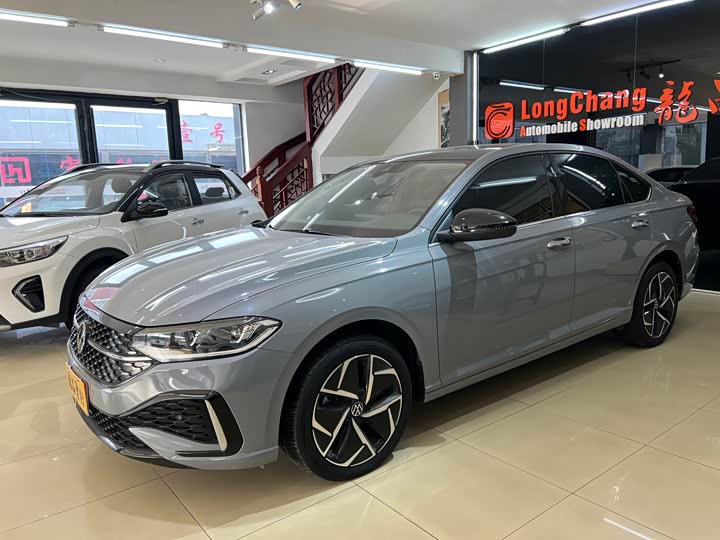 Фото 1 - Volkswagen Lavida