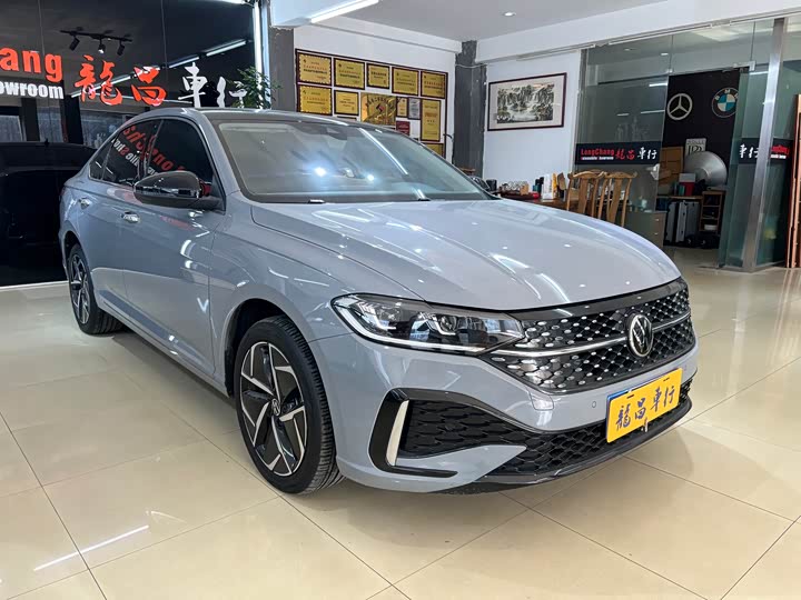 Фото 3 - Volkswagen Lavida