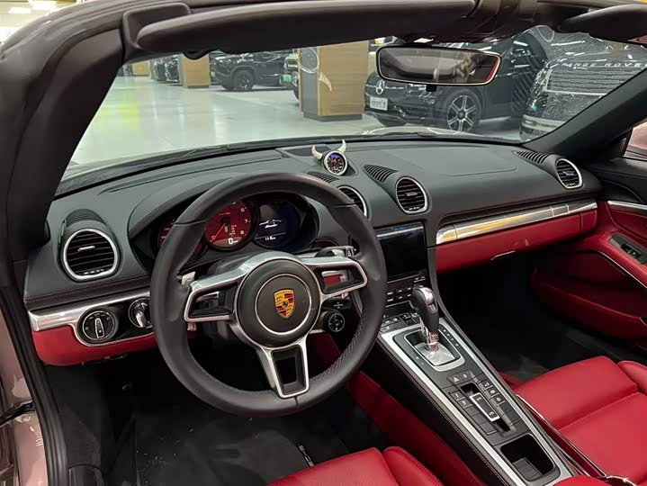 Фото 6 - Porsche 718