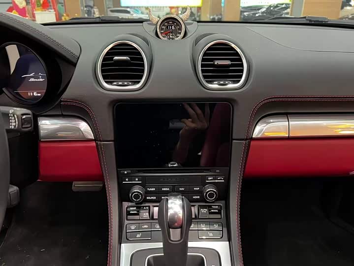 Фото 9 - Porsche 718