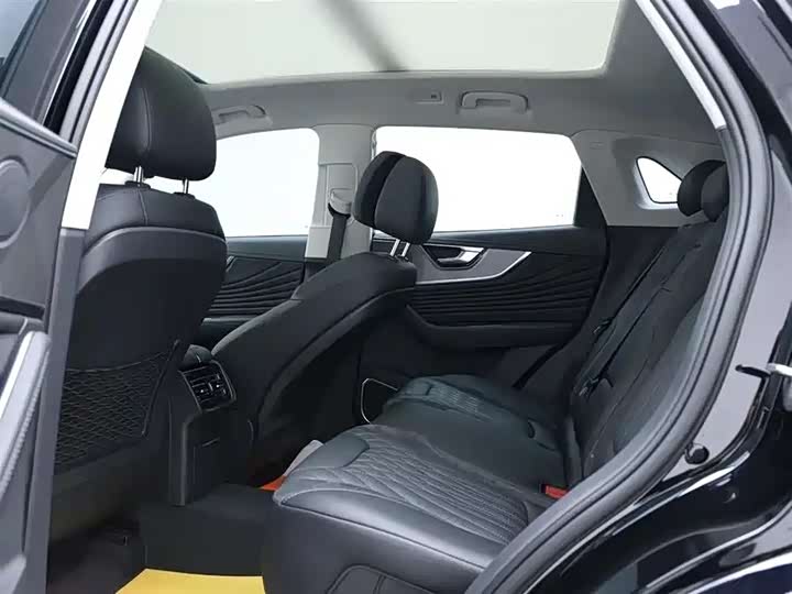 Фото 7 - Hongqi HS5