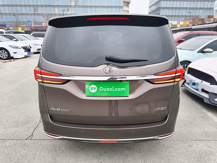 Фото 6 - Buick GL8 ES