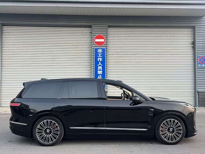 Фото 4 - Nio ES8