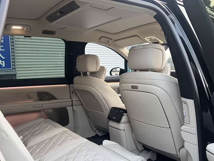 Фото 6 - Nio ES8