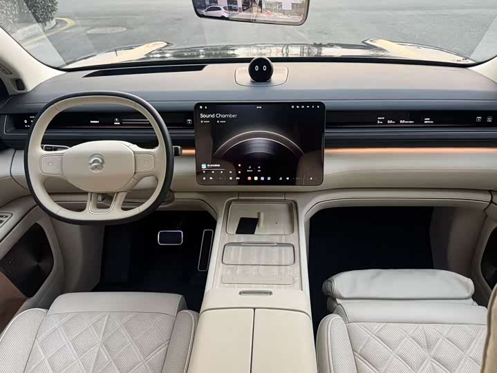 Фото 7 - Nio ES8