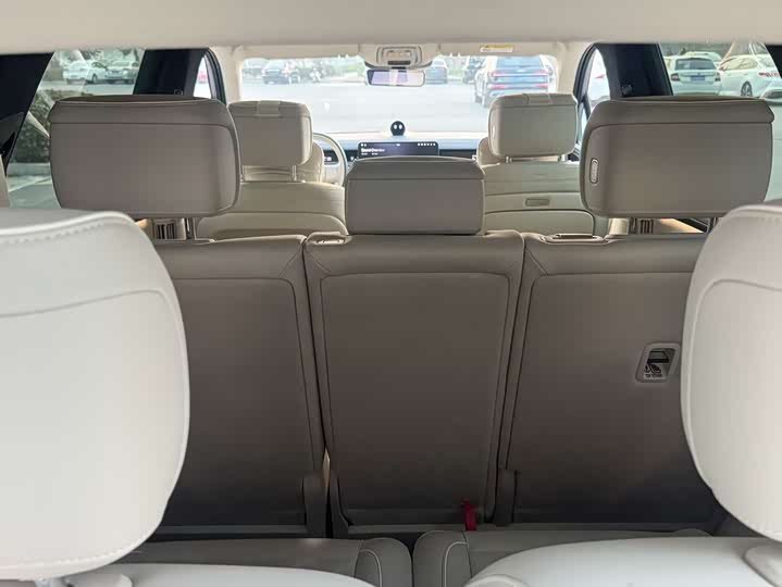 Фото 8 - Nio ES8