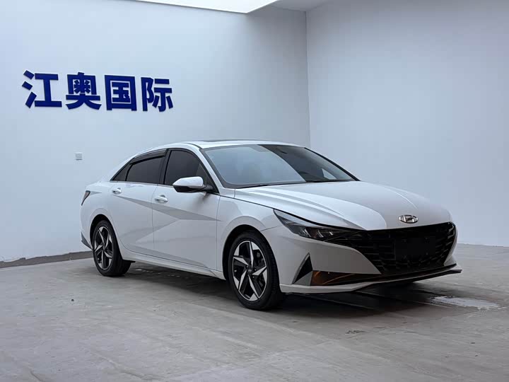 Фото 3 - Hyundai Elantra N line