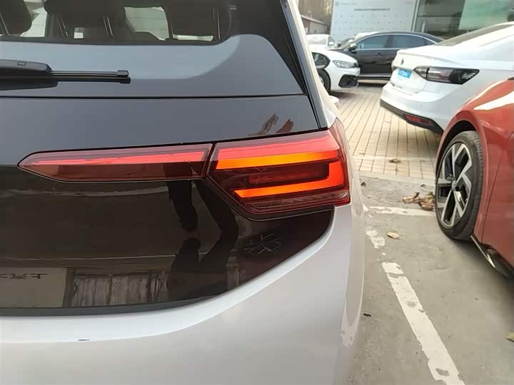 Фото 8 - Volkswagen ID.3