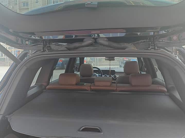 Фото 4 - Mercedes-Benz GLB-Class