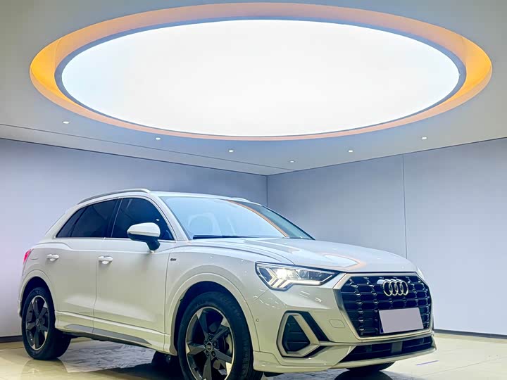 Фото 3 - Audi Q3