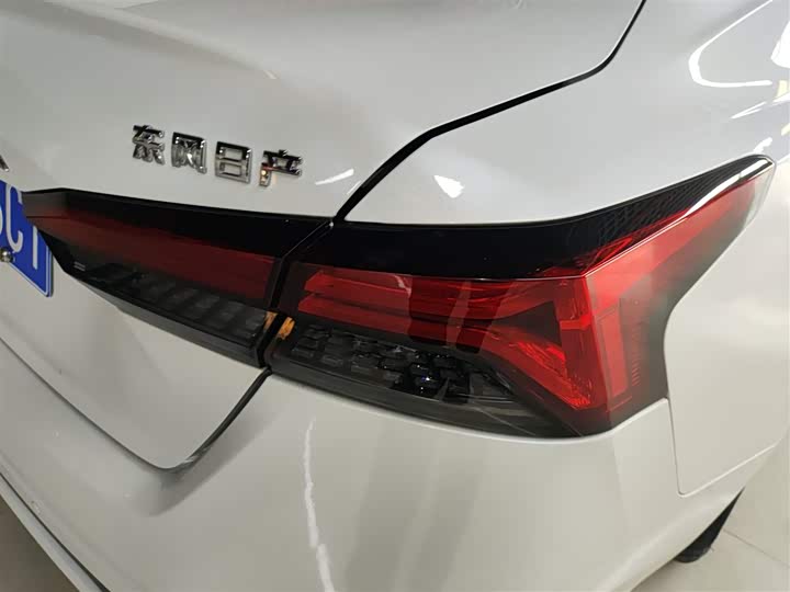 Фото 8 - Nissan Teana