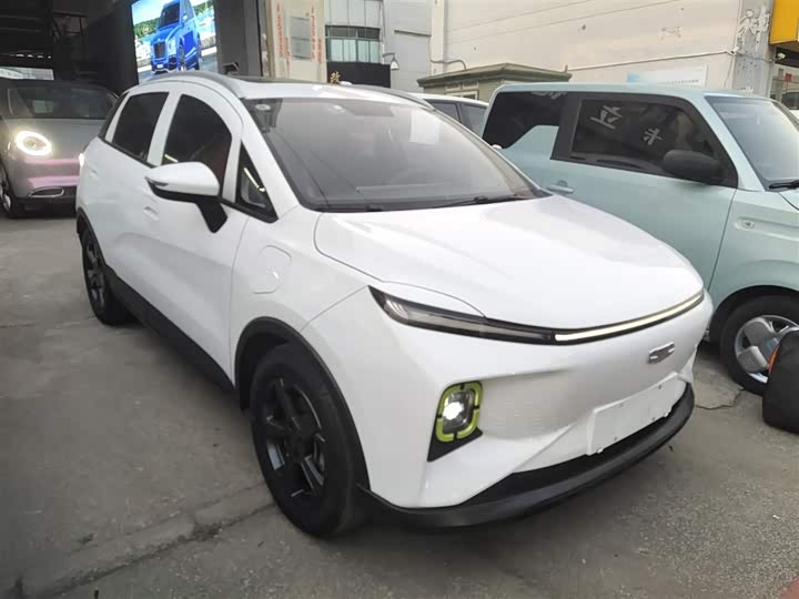 Фото 4 - Geely Geometry E Firefly