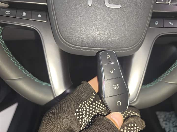 Фото 9 - BYD Yuan Plus