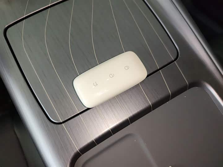 Фото 9 - Geely Galaxy E5