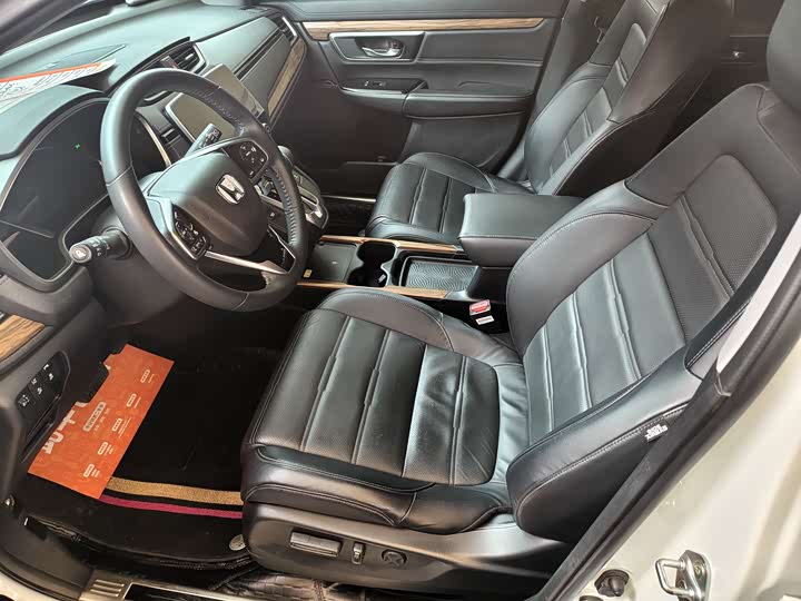 Фото 6 - Honda CR-V