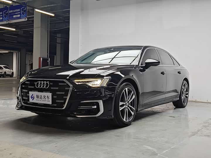 Фото 2 - Audi A6L