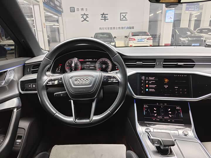 Фото 7 - Audi A6L