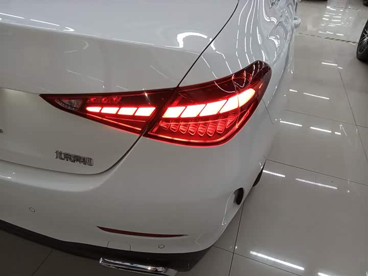 Фото 8 - Mercedes-Benz C-Class