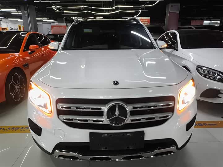 Фото 3 - Mercedes-Benz GLB-Class