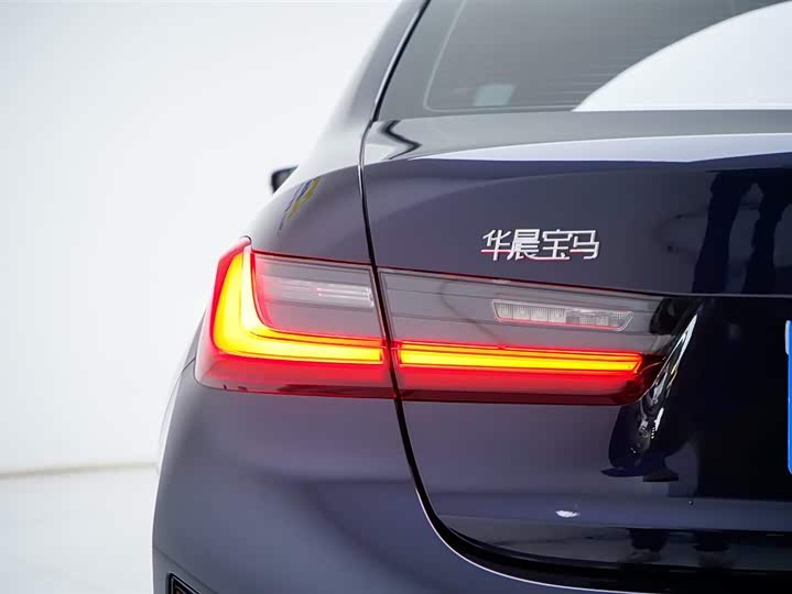 Фото 8 - BMW 3 Series