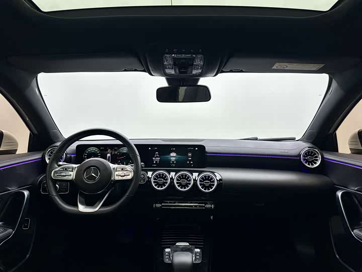 Фото 4 - Mercedes-Benz A-Class
