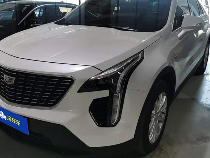 Фото 1 - Cadillac XT4