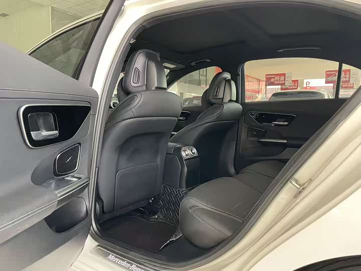 Фото 5 - Mercedes-Benz C-Class