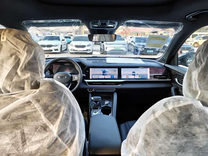 Фото 5 - Geely Monjaro