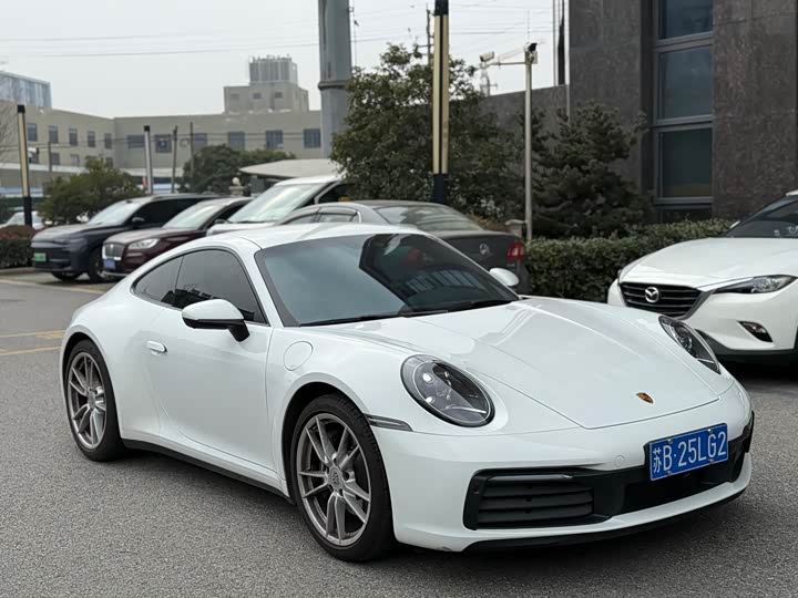 Фото 3 - Porsche 911