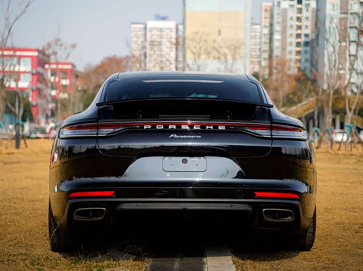 Фото 4 - Porsche Panamera