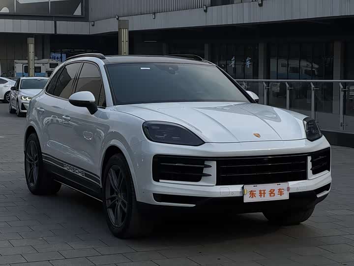Фото 2 - Porsche Cayenne