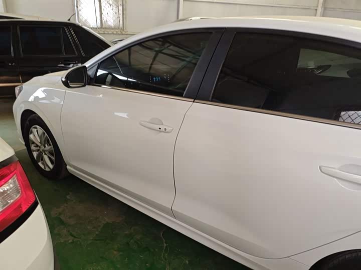 Фото 5 - Changan Eado Plus