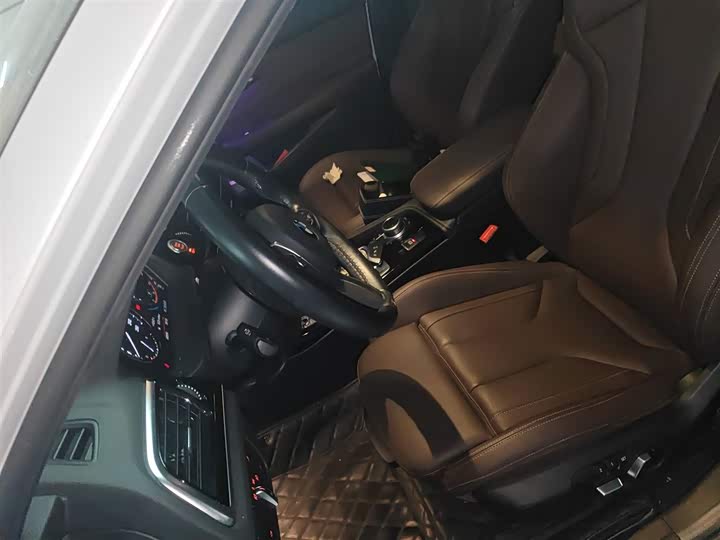 Фото 8 - BMW 1 Series