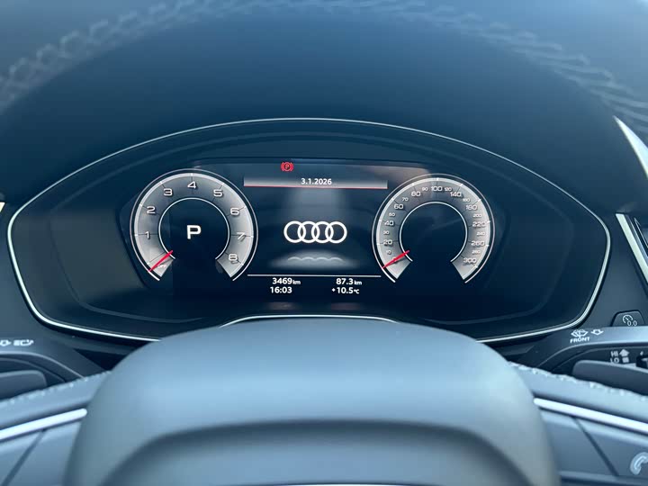 Фото 6 - Audi Q5L
