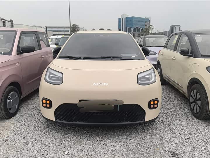 Фото 2 - GAC Aion UT