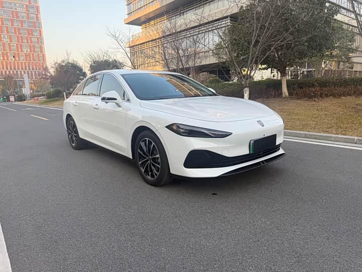 Фото 3 - Roewe D7