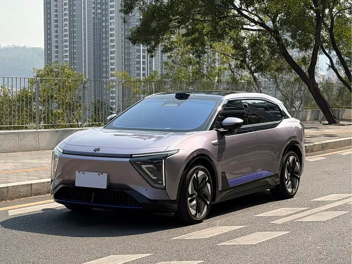 Фото 1 - HiPhi Y