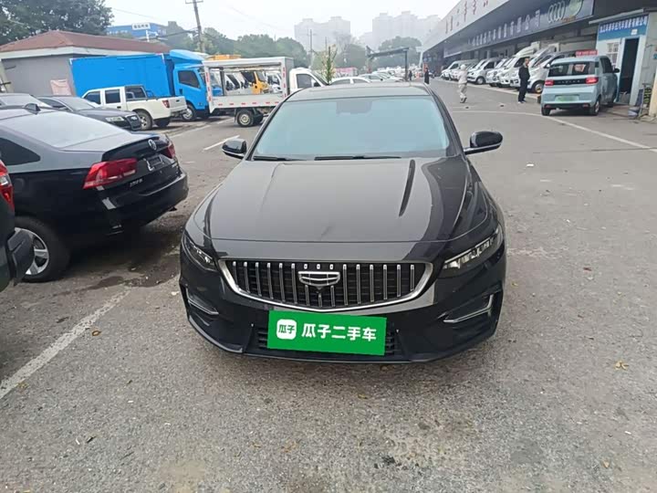 Фото 3 - Geely Preface