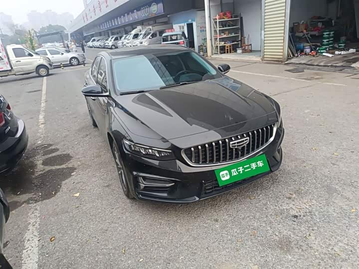 Фото 4 - Geely Preface