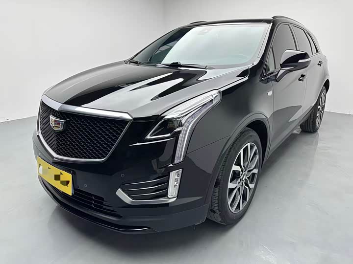 Фото 1 - Cadillac XT5